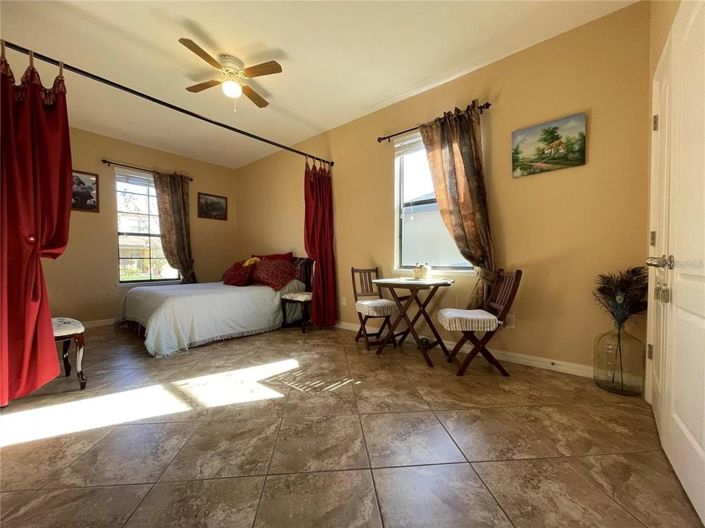 Image No.7-6 Bed Property for sale