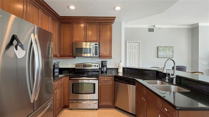 Image No.14-3 Bed Property for sale