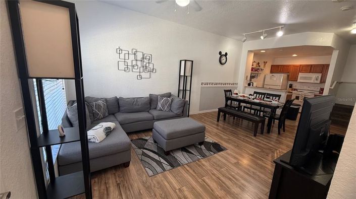 Image No.3-3 Bed Townhouse for sale