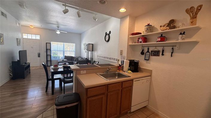 Image No.6-3 Bed Townhouse for sale