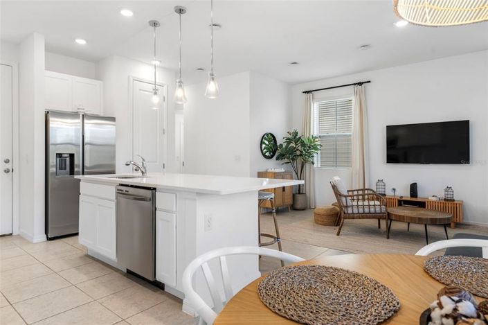 Image No.17-3 Bed Townhouse for sale