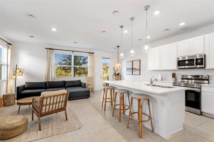 Image No.6-3 Bed Townhouse for sale