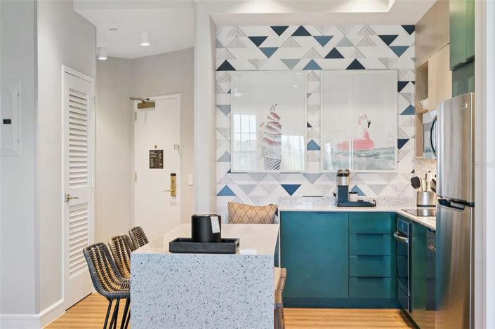 Image No.10-1 Bed Property for sale