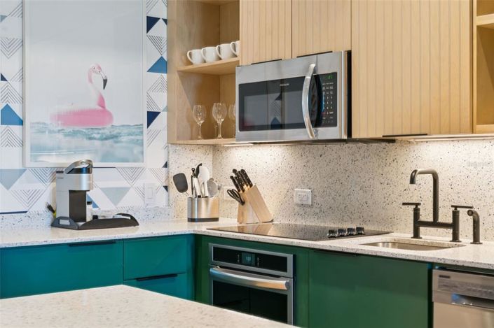 Image No.18-1 Bed Property for sale