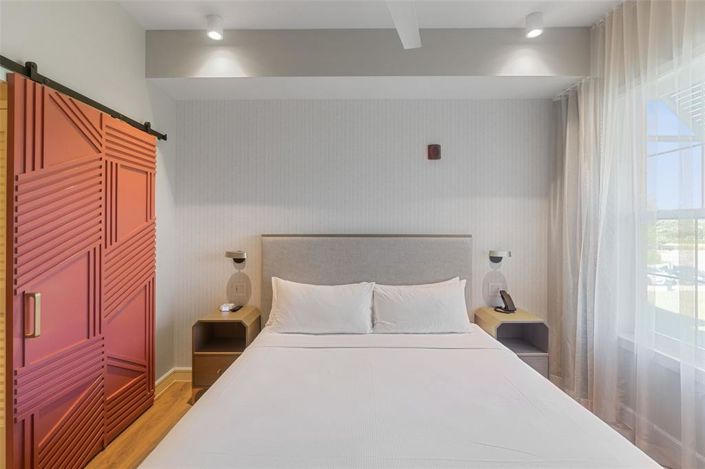 Image No.20-1 Bed Property for sale