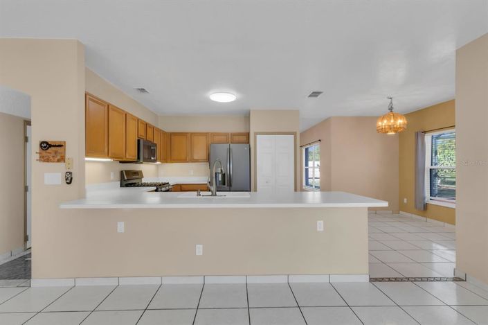 Image No.18-4 Bed Property for sale