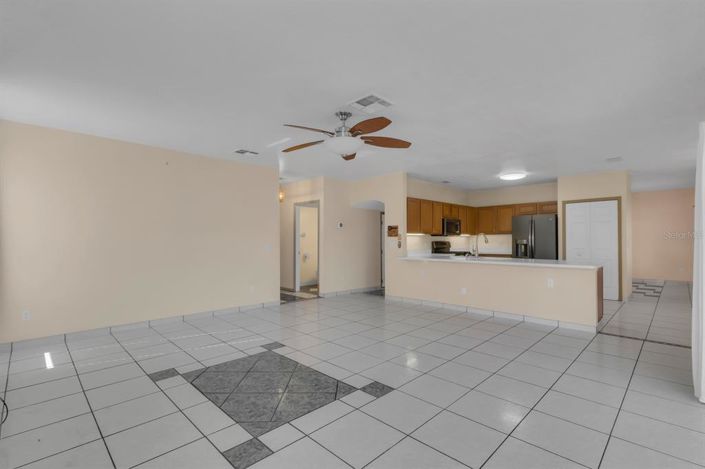 Image No.20-4 Bed Property for sale