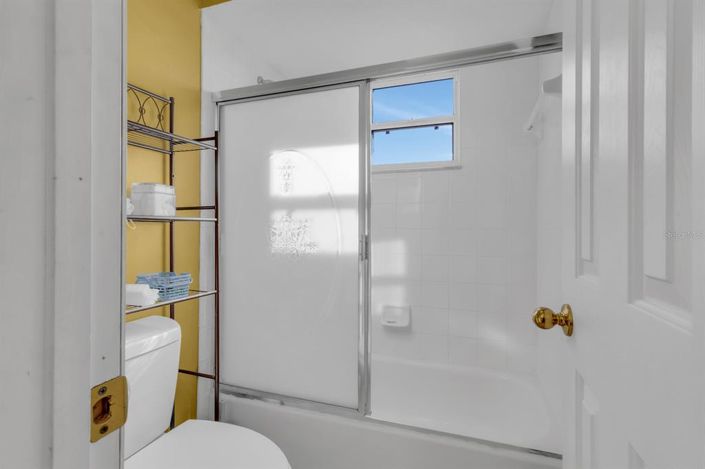 Image No.29-4 Bed Property for sale