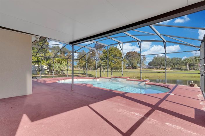 Image No.40-4 Bed Property for sale