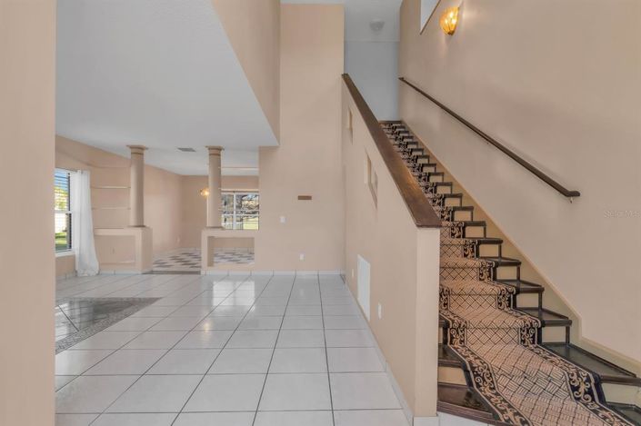 Image No.6-4 Bed Property for sale