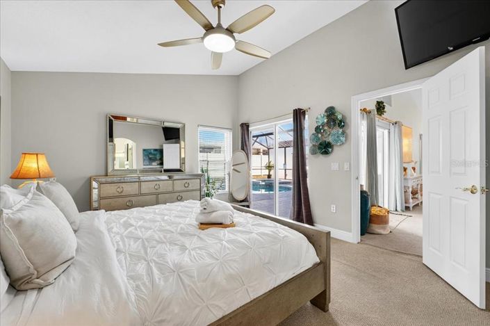 Image No.24-4 Bed Property for sale