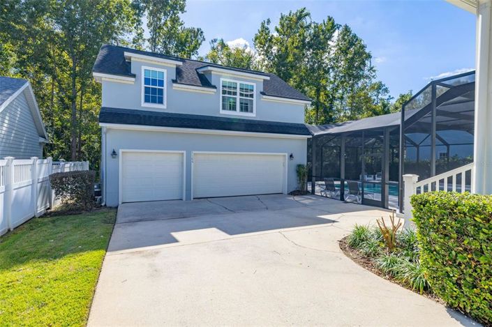 Image No.2-6 Bed Property for sale