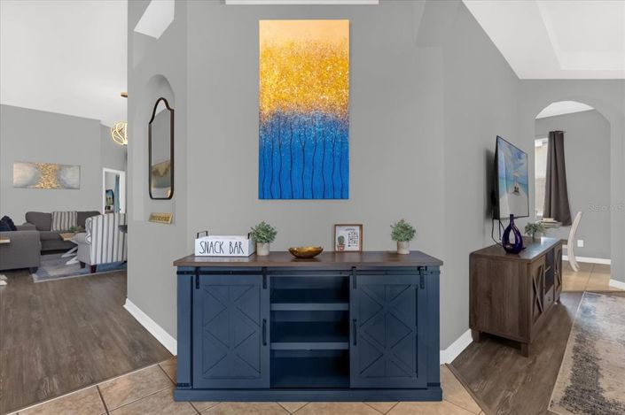 Image No.4-4 Bed Property for sale