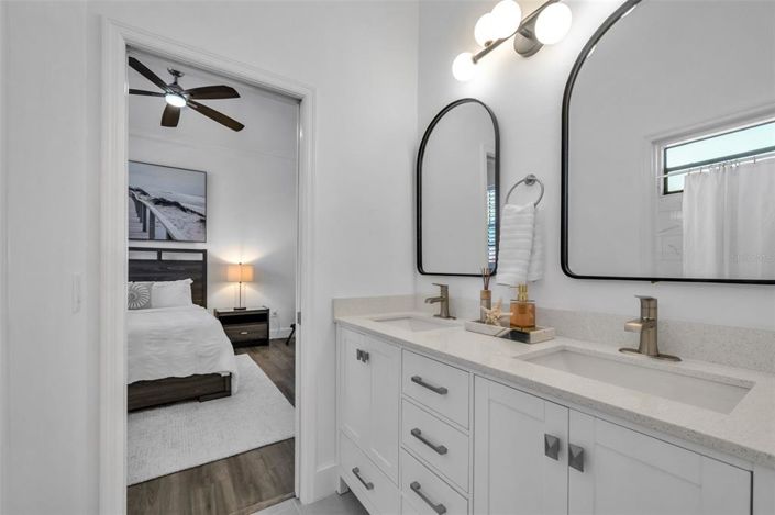 Image No.15-4 Bed Property for sale