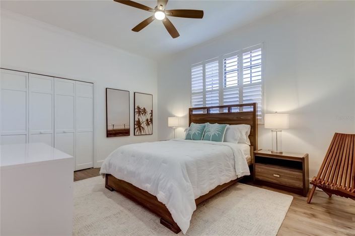 Image No.16-4 Bed Property for sale