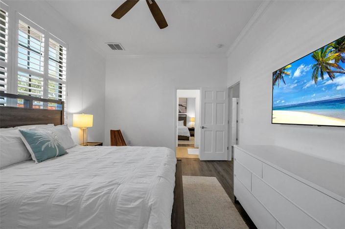 Image No.17-4 Bed Property for sale