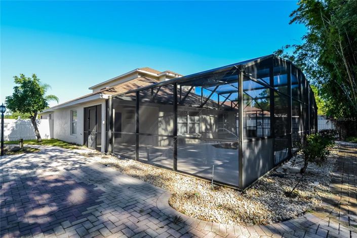 Image No.15-4 Bed Property for sale