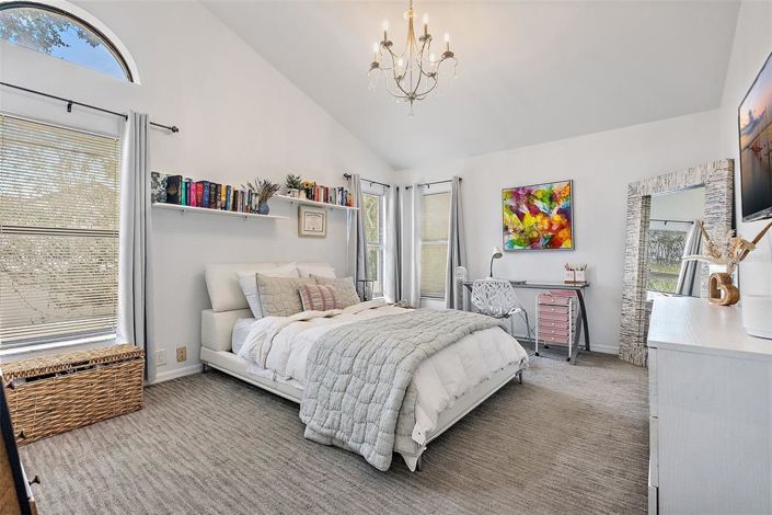 Image No.29-4 Bed Property for sale