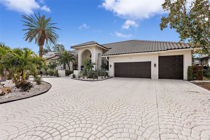 Image No.3-Propriété de 4 chambres à vendre à Floride