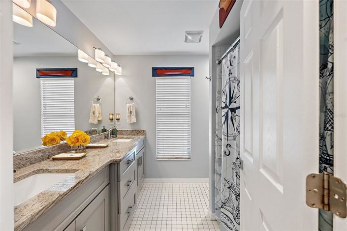 Image No.33-Propriété de 4 chambres à vendre à Floride