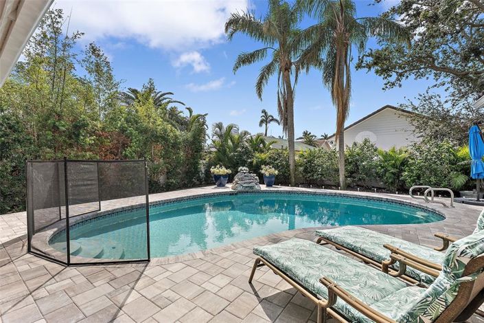 Image No.36-4 Bed Property for sale