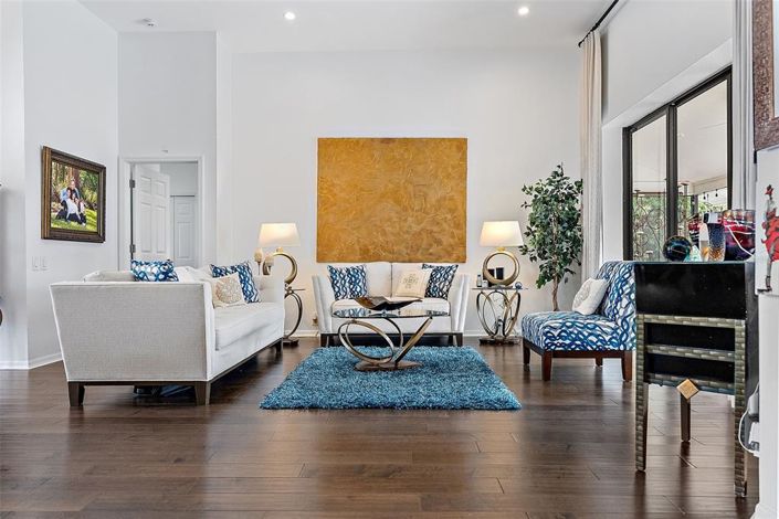 Image No.9-4 Bed Property for sale