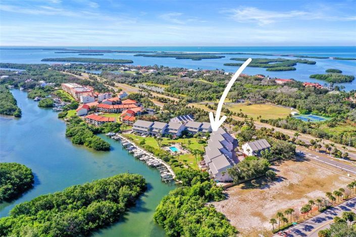 Image No.37-2 Bed Townhouse for sale