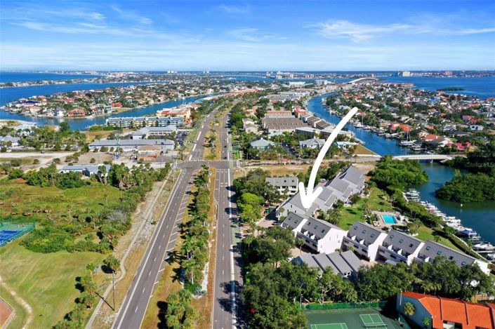 Image No.39-2 Bed Townhouse for sale