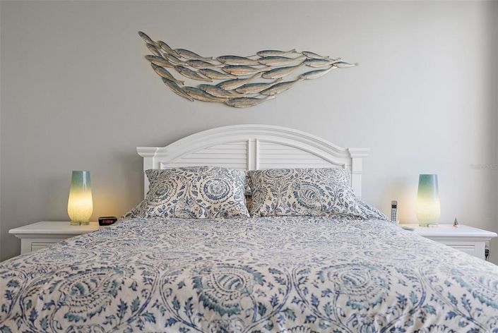 Image No.12-2 Bed Property for sale