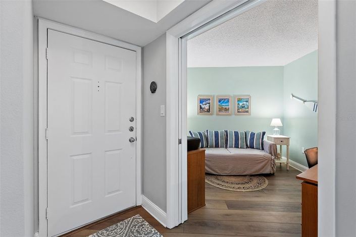 Image No.19-2 Bed Property for sale