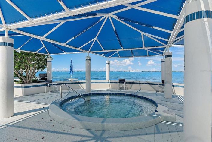 Image No.28-2 Bed Property for sale