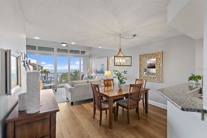 Image No.3-2 Bed Property for sale