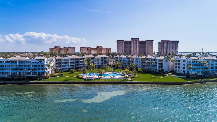 Image No.35-2 Bed Property for sale