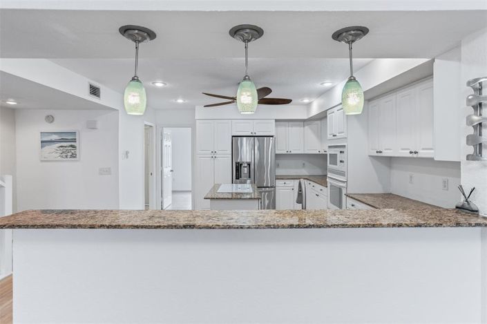 Image No.14-3 Bed Townhouse for sale