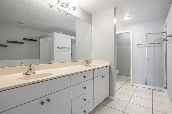 Image No.27-3 Bed Townhouse for sale