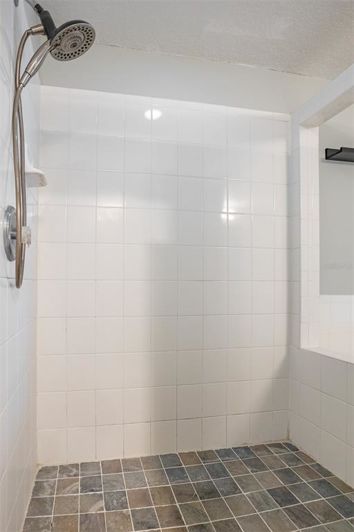 Image No.29-3 Bed Townhouse for sale