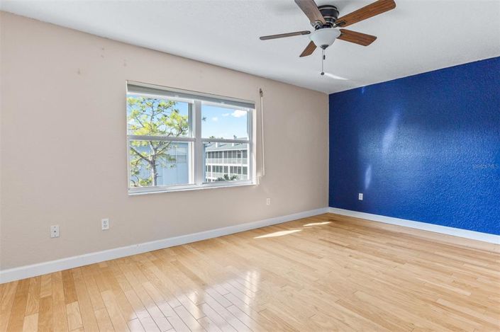 Image No.40-3 Bed Townhouse for sale