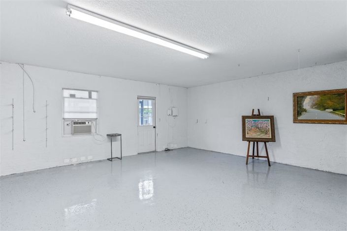 Image No.49-3 Bed Townhouse for sale