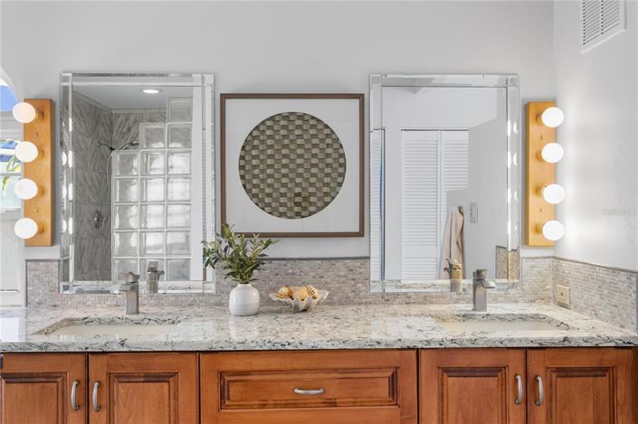 Image No.33-Propriété de 3 chambres à vendre à Floride