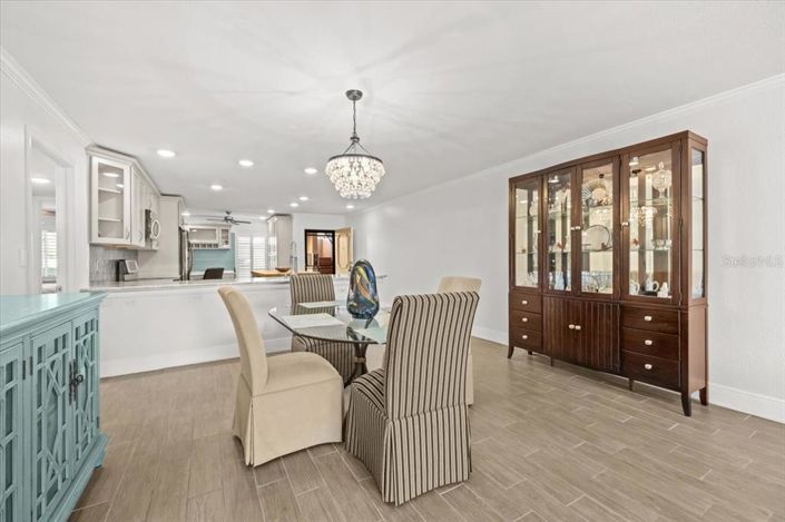 Image No.15-2 Bed Property for sale