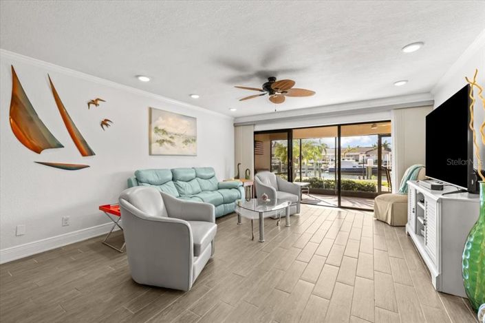 Image No.16-2 Bed Property for sale