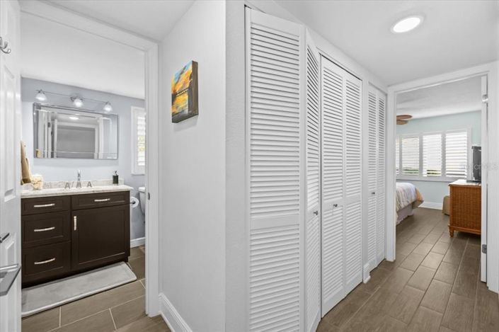 Image No.27-2 Bed Property for sale