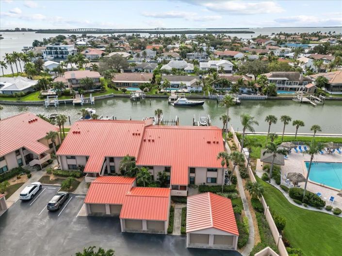 Image No.36-2 Bed Property for sale