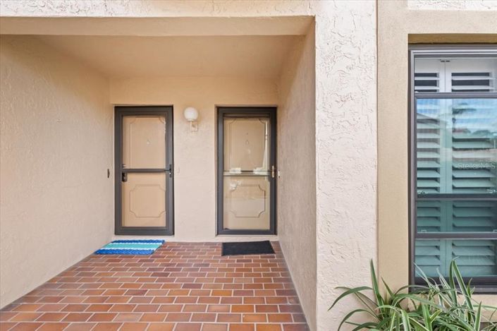 Image No.44-2 Bed Property for sale