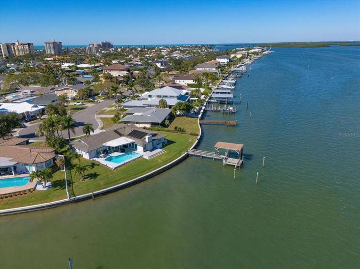 Image No.28-Propriété de 4 chambres à vendre à Floride