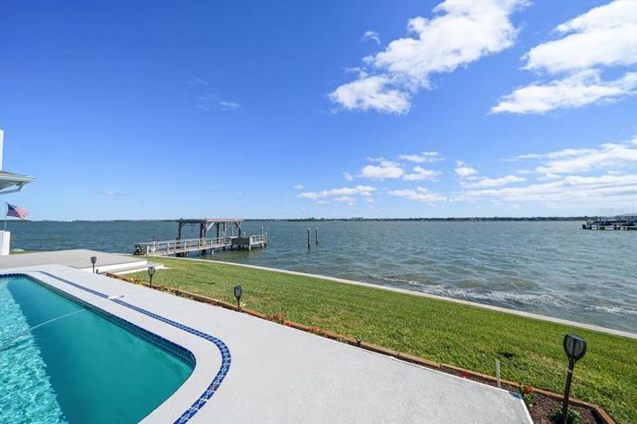 Image No.3-Propriété de 4 chambres à vendre à Floride