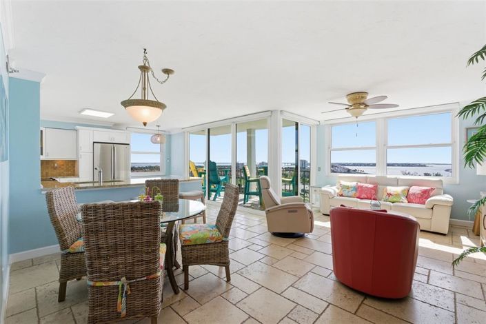 Image No.16-2 Bed Property for sale