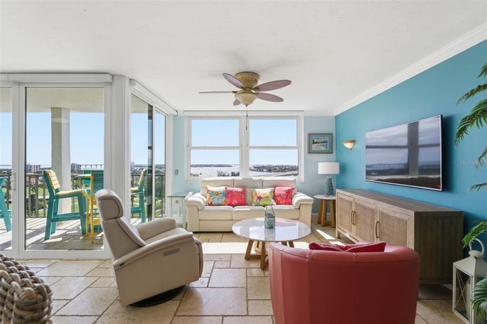 Image No.18-2 Bed Property for sale