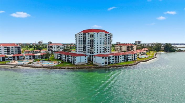 Image No.2-2 Bed Property for sale