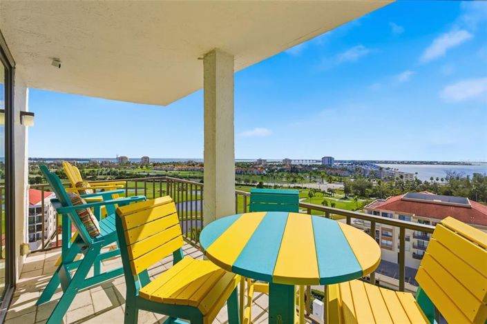 Image No.32-2 Bed Property for sale